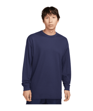 nike-utility-sweatshirt-blau-f410-fd4337-lifestyle_front.png