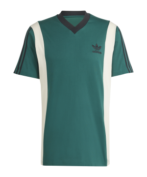 adidas-archive-t-shirt-gruen-is1406-lifestyle_front.png