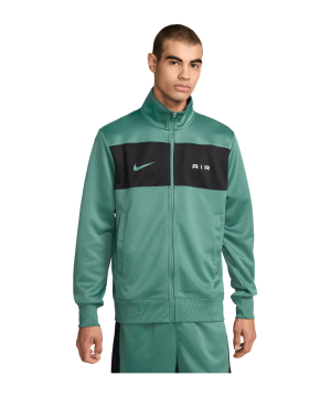 nike-air-track-jacke-gruen-f361-fn7689-lifestyle_front.png