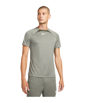 nike-dri-fit-academy-t-shirt-gruen-weiss-f325-dq5053-fussballtextilien_front.png