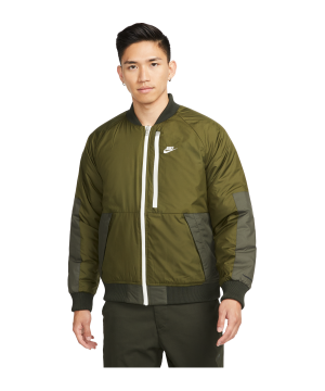 nike-therma-fit-legacy-bomber-jacke-gruen-f326-dd6849-lifestyle_front.png