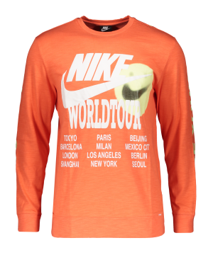 nike-world-wour-sweatshirt-orange-f842-da0629-lifestyle_front.png