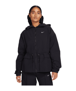 nike-essential-lightweight-jacke-damen-f010-fn3669-lifestyle_front.png