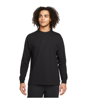 nike-essential-premium-sweatshirt-schwarz-f010-do7390-lifestyle_front.png