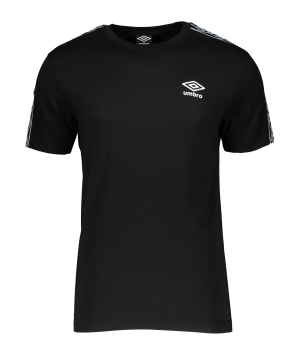 umbro-retro-taped-tee-t-shirt-schwarz-f090-umtm0004-lifestyle_front.png
