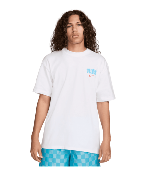 nike-m90-oc-t-shirt-weiss-f100-fz5385-lifestyle_front.png