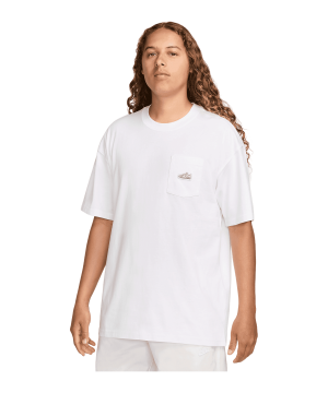 nike-m90-t-shirt-weiss-f100-fz5413-lifestyle_front.png
