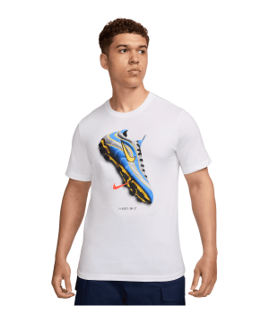 nike-photo-t-shirt-weiss-f100-fz8101-lifestyle_front.png